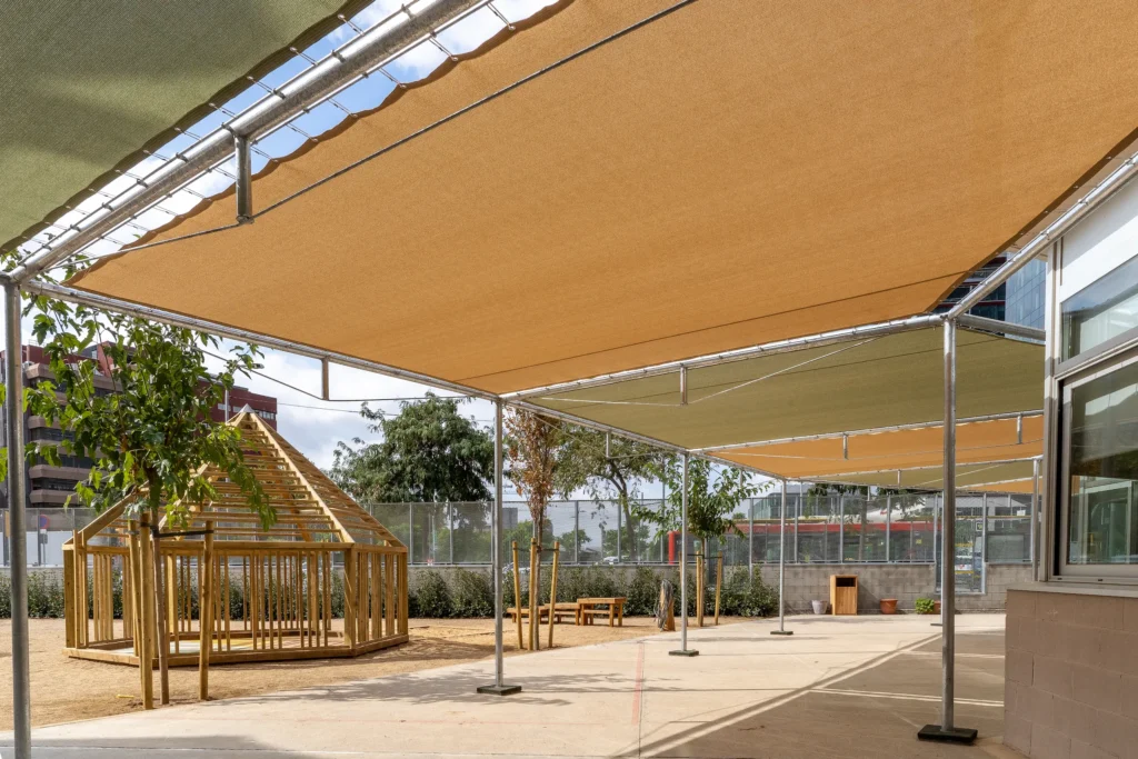 pérgola de acero galvanizado a medida