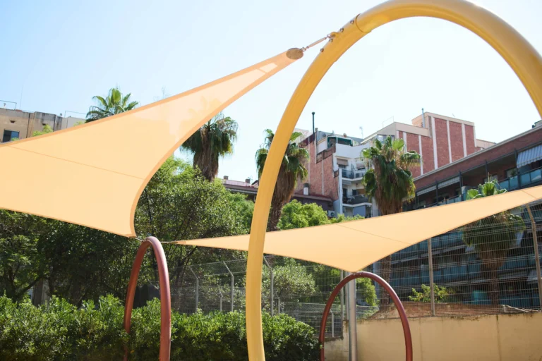 estructuras tensadas y construcciones metálicas